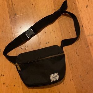 Herschel black Fanny pack